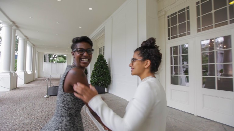 Kiran y Jesica Outside-3