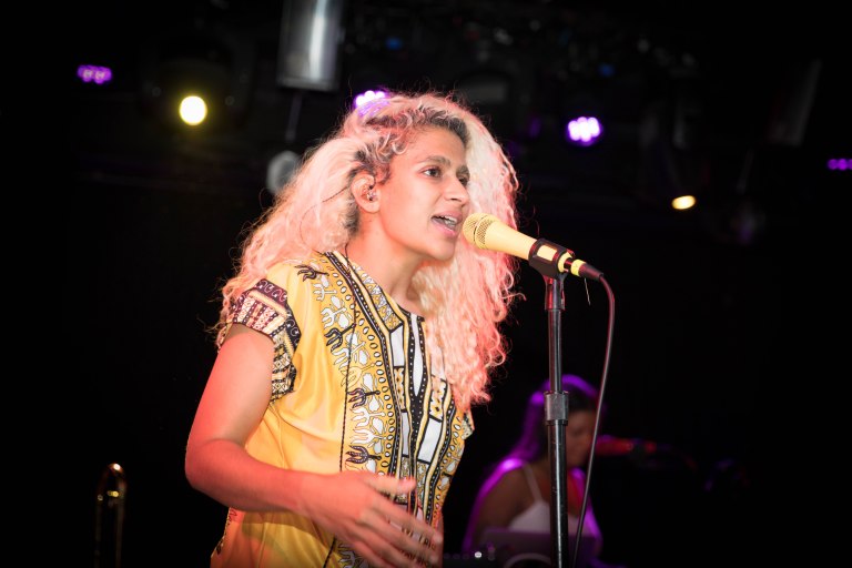 2016_9-22-madame_gandhi_d-1