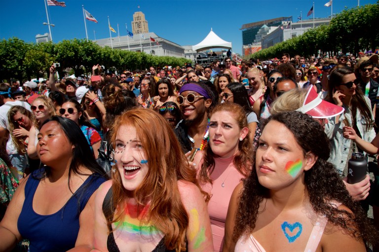 sf pride stage 2017 A71 (1)