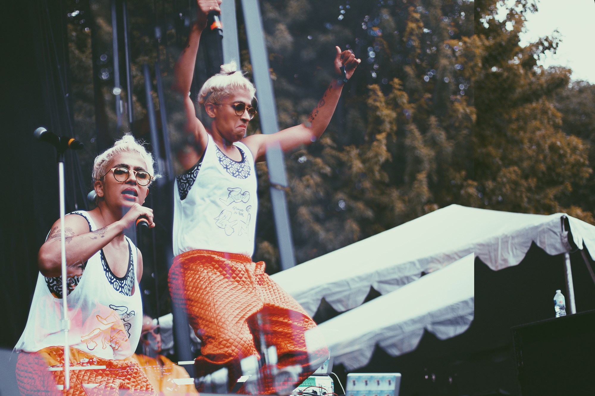 P417_Madame-Gandhi-6