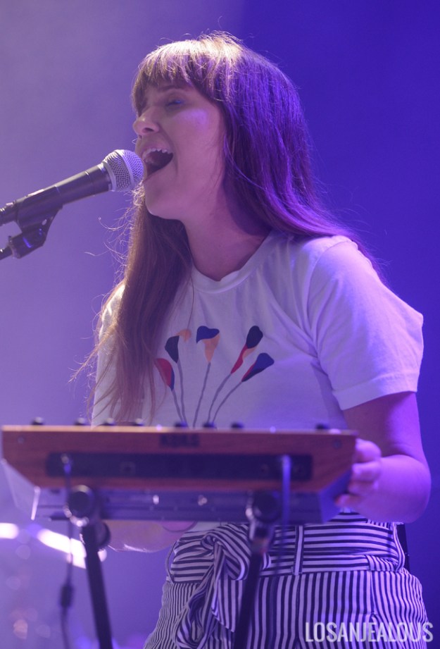 Amber_Coffman_The_Greek_Theatre (3)