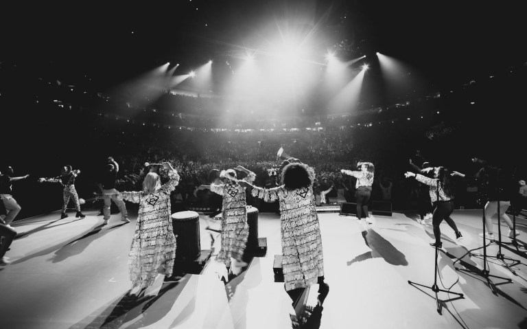 b6e329d3-2504-4d9e-8f40-d8f4088e257f